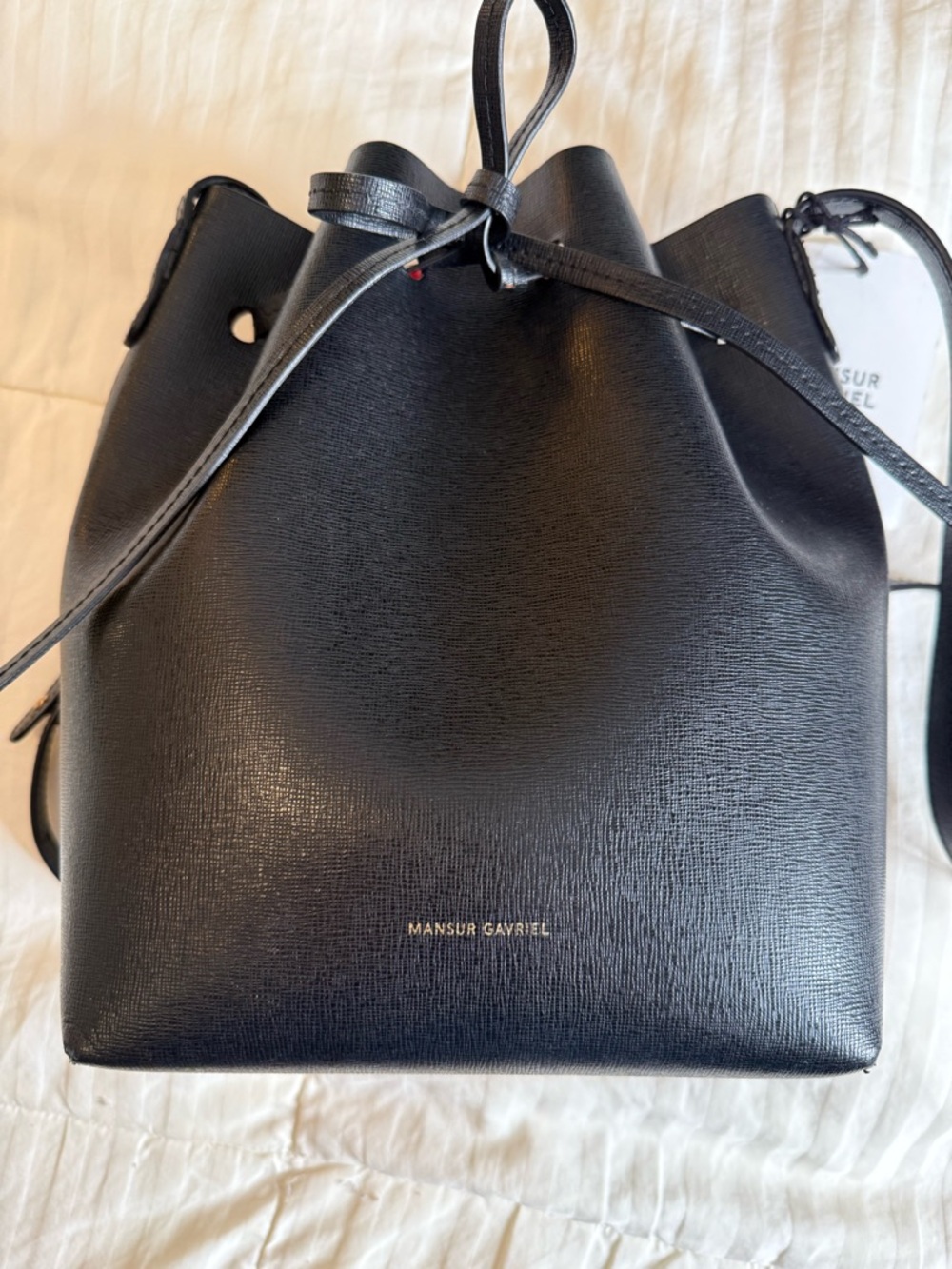 Mansur Gavriel Saffiano Mini Bucket bag Black/Flamma